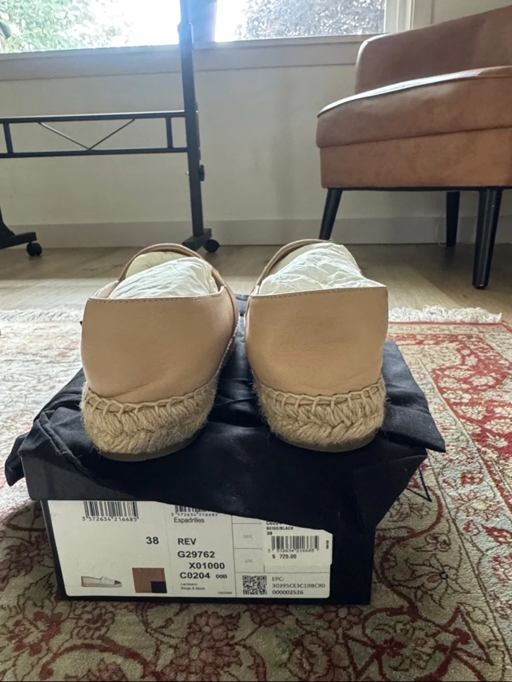 CHANEL Beige Leather Espadrilles with Black Toe Cap - Picture 4 of 6
